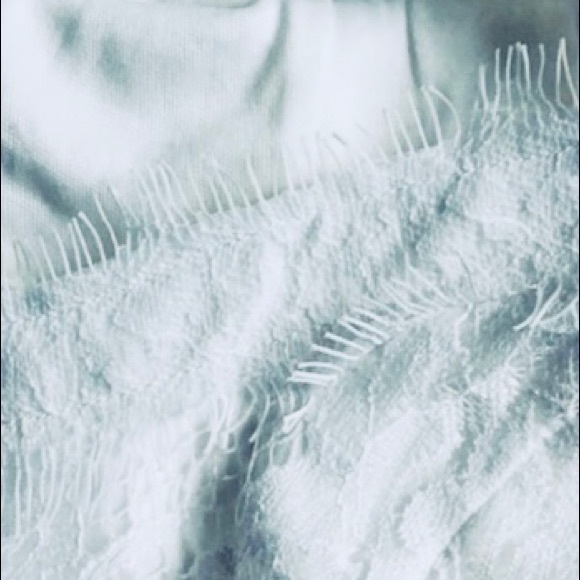 Jealous Tomato | Lace Midi Dress w/ Sexy Back | M - Picture 9 of 13